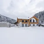 Luxury Chalet In Saalbach Hinterglemm With Sauna
